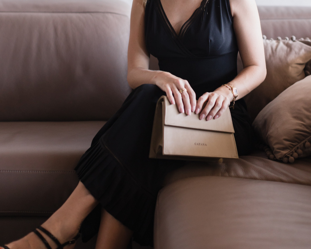 The Catana Clutch